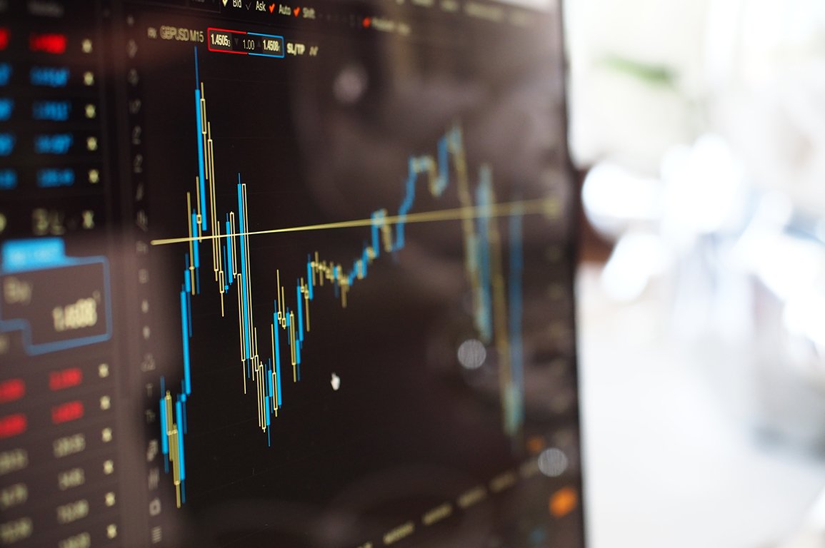Asian Stocks Recoup Some Losses as Dollar Gains